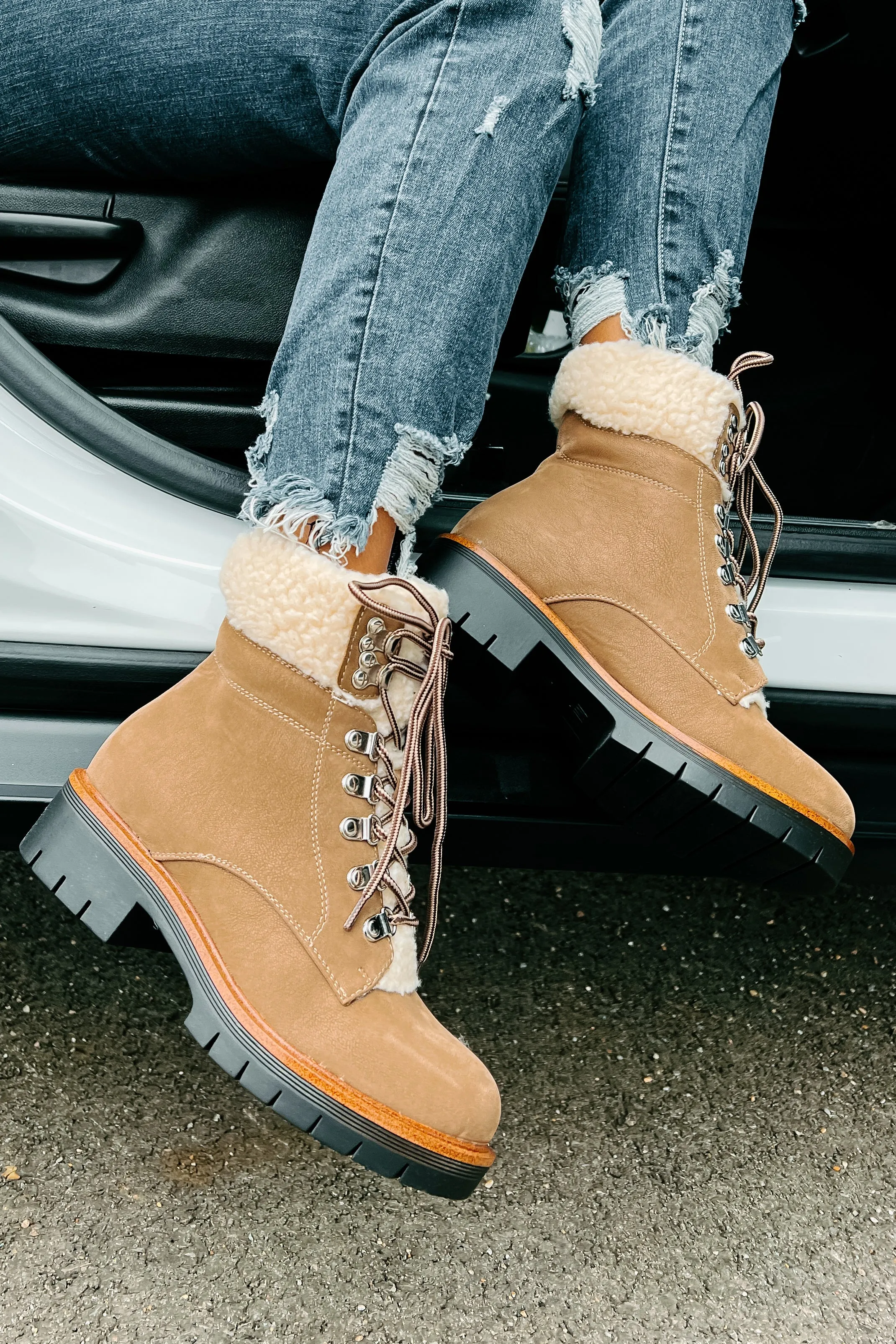 Cyrus Sherpa Cuffed Lace-Up Boots (Taupe)