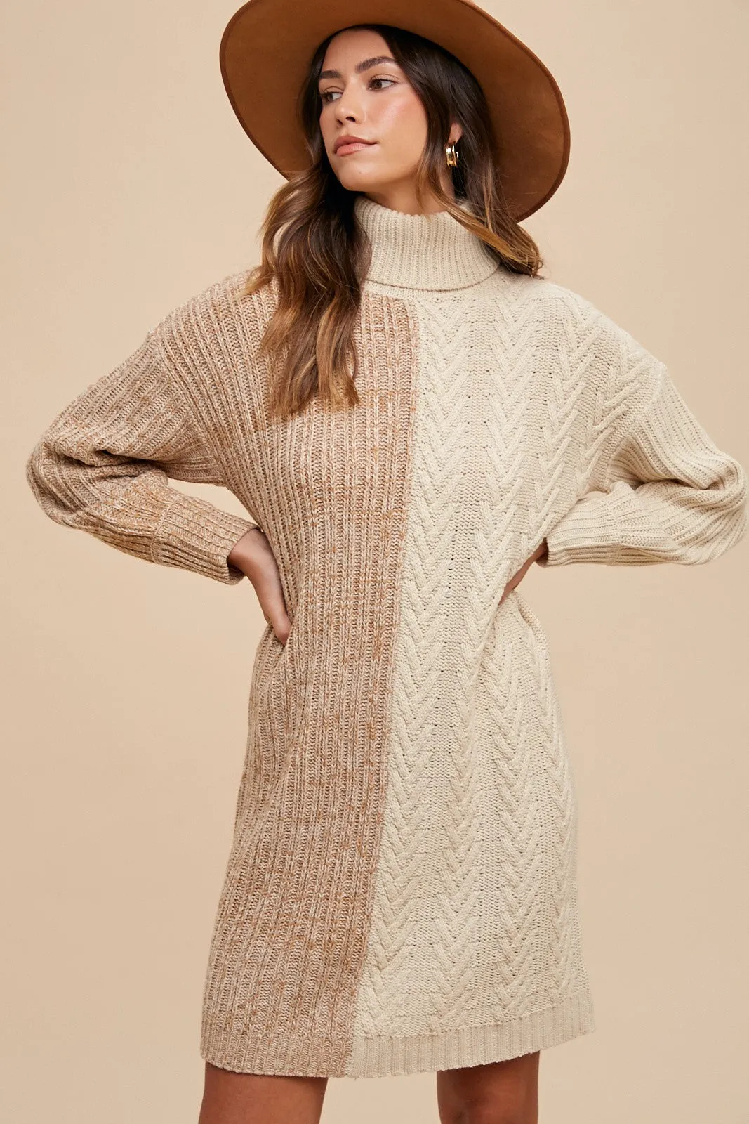 MQTIME  -  Annie Wear Color Block Turtleneck Sweater Dress