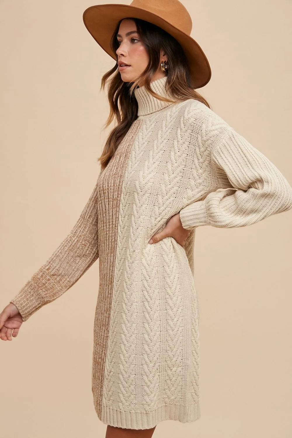 MQTIME  -  Annie Wear Color Block Turtleneck Sweater Dress