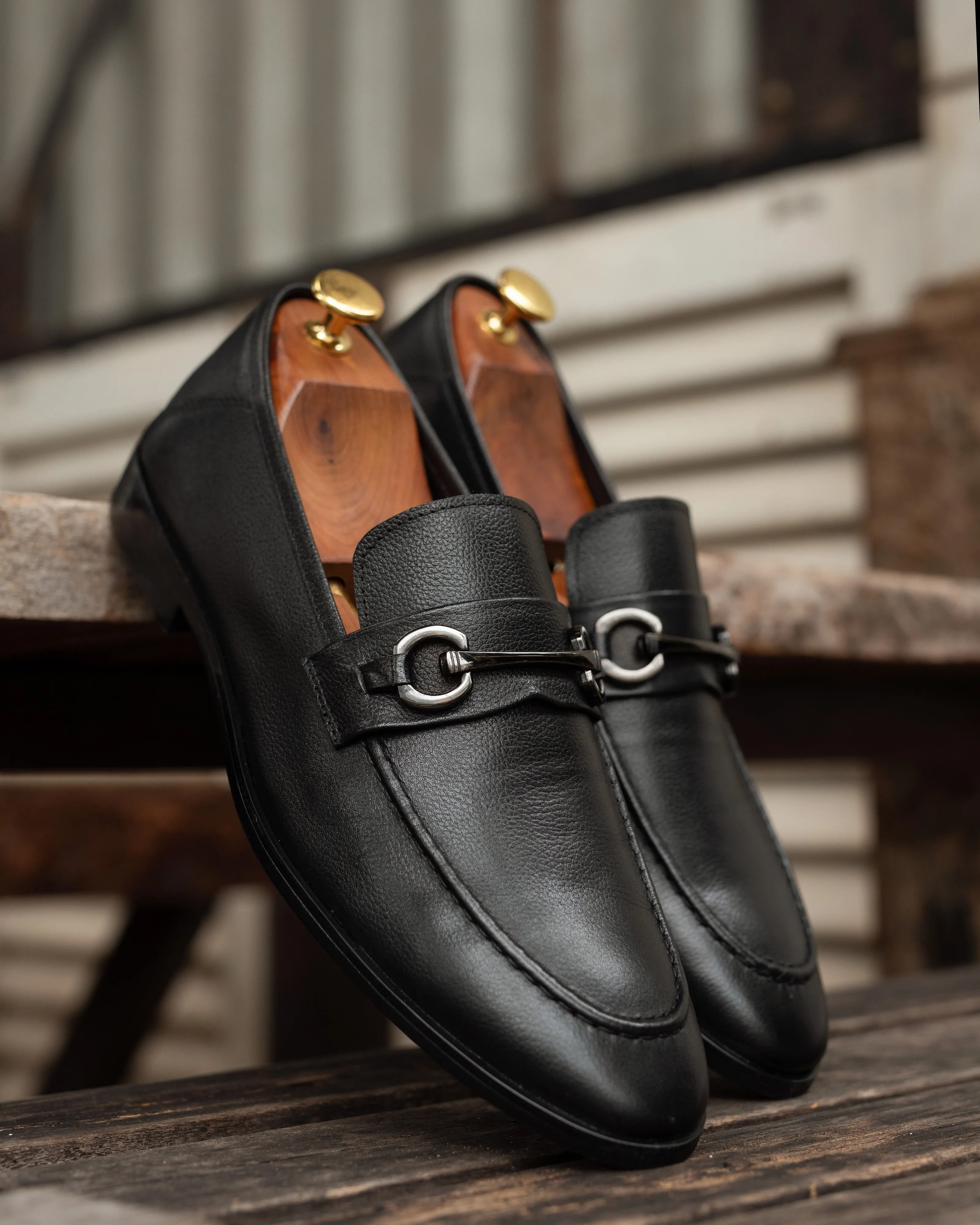 Tomaz F284 Formal Buckle Loafers