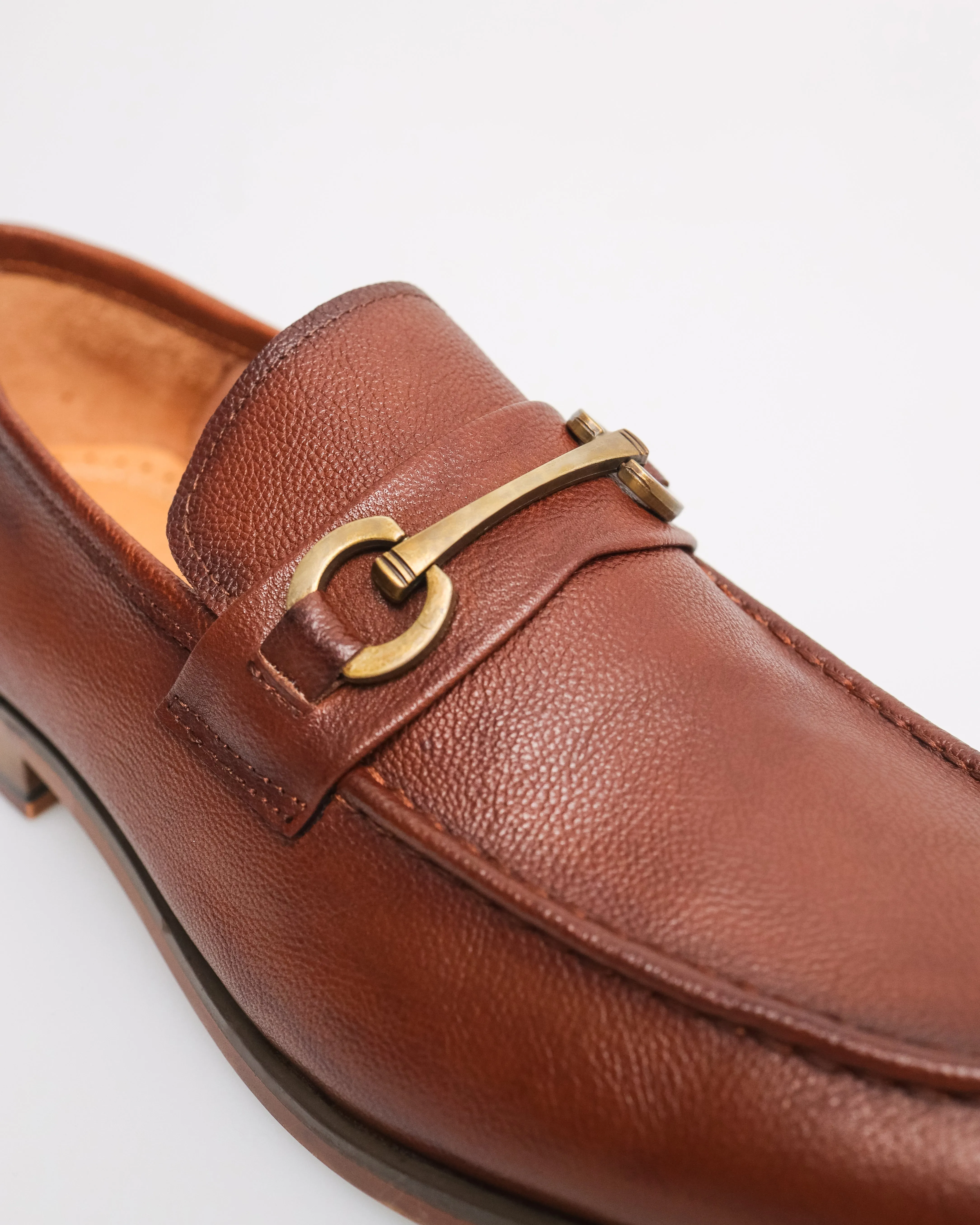 Tomaz F284 Formal Buckle Loafers